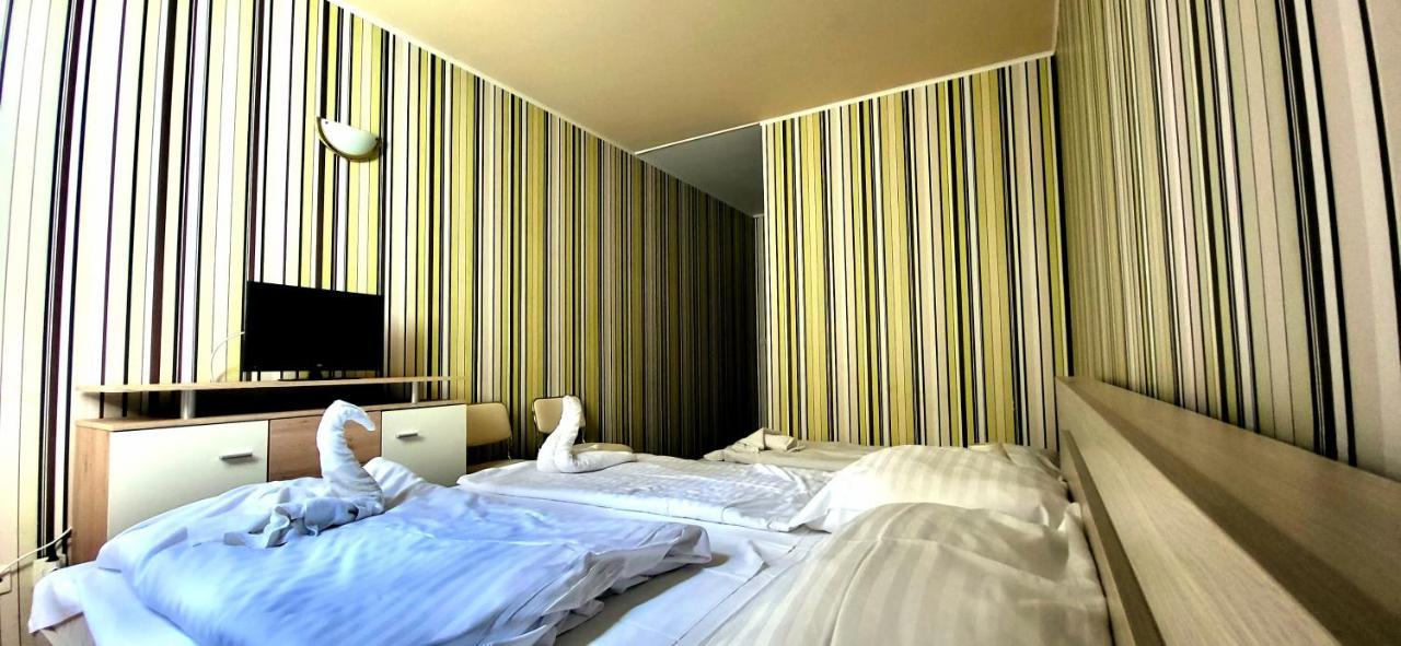 Hotel Korona シオーフォク エクステリア 写真